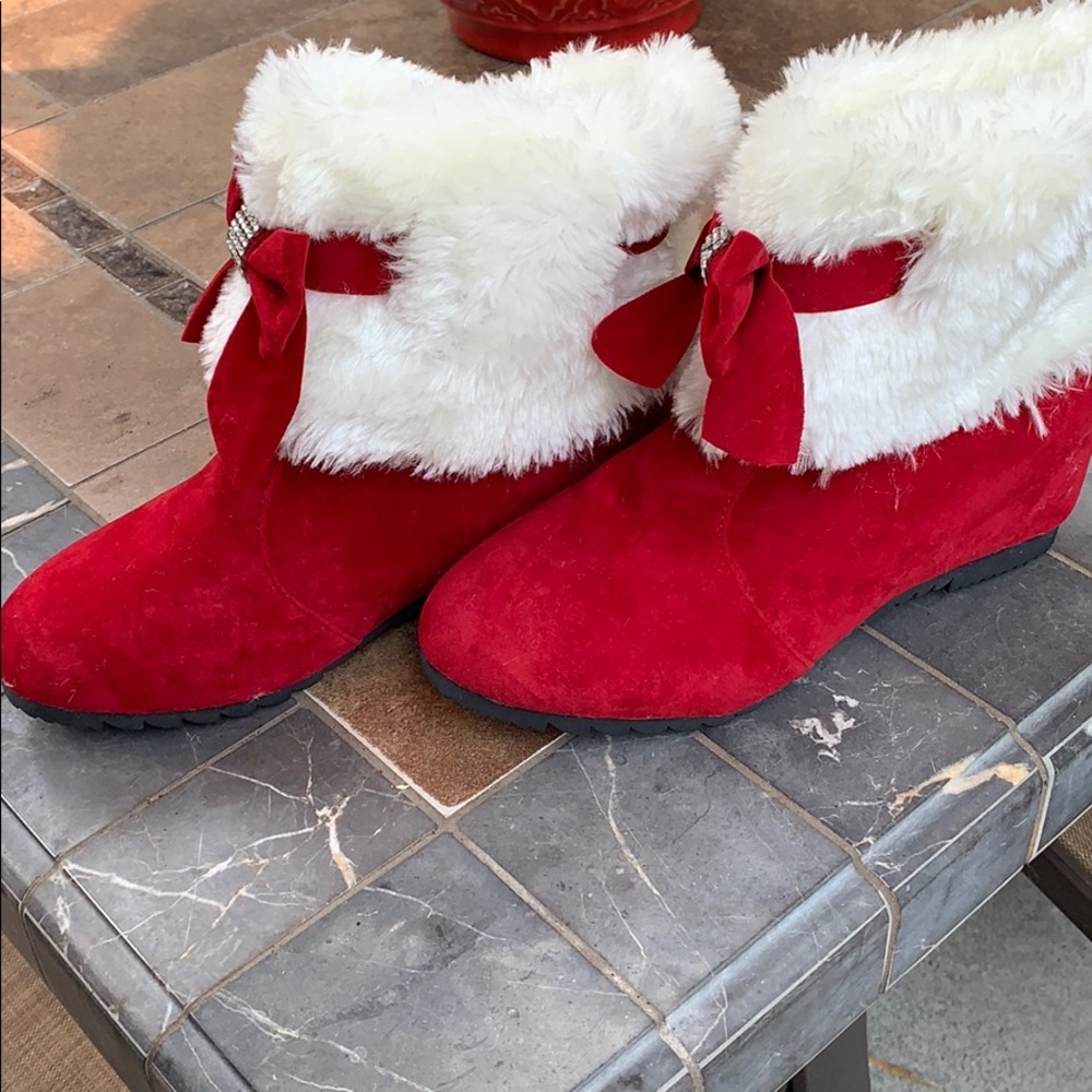 Holiday shoes